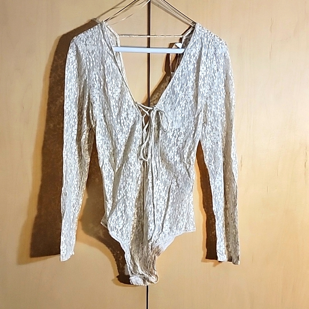 NWT ZARA Lace Bodysuit - Size Large